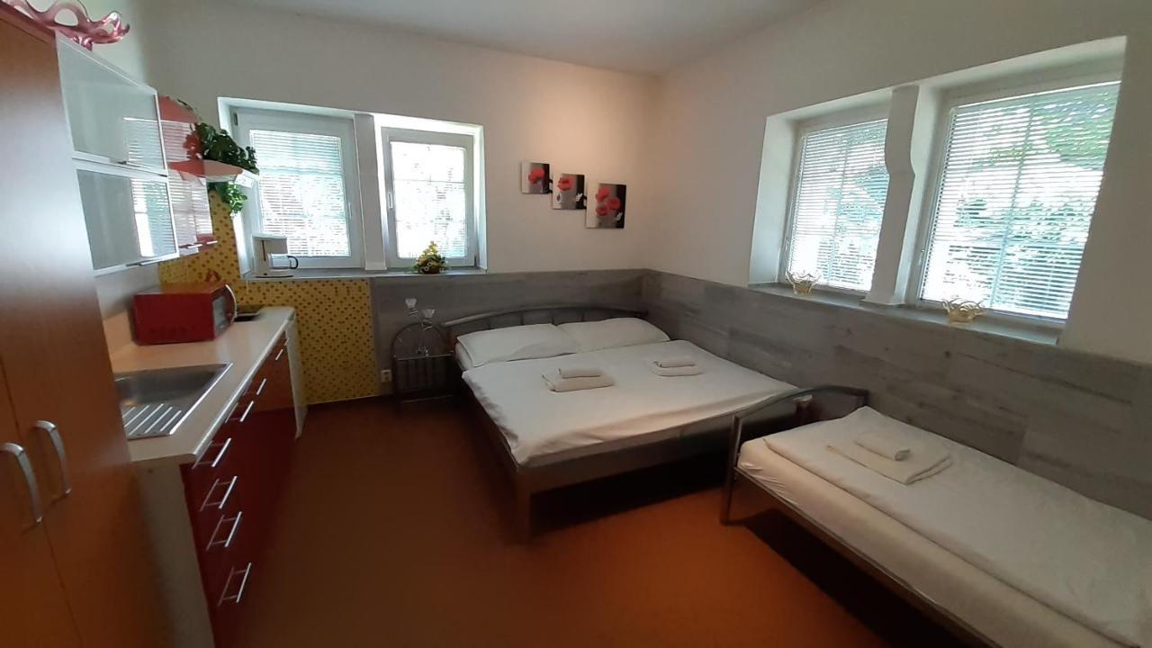 Resort Chribska Apartmany Adri Exteriör bild