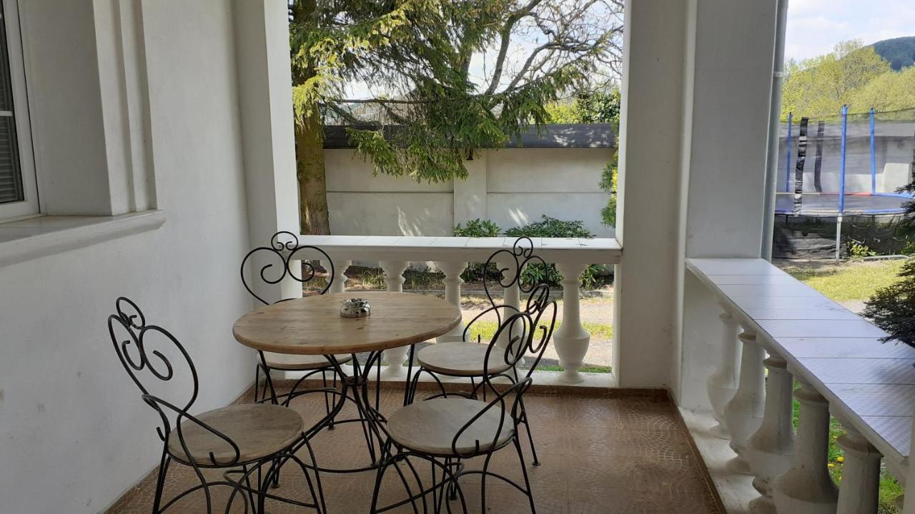 Resort Chribska Apartmany Adri Exteriör bild